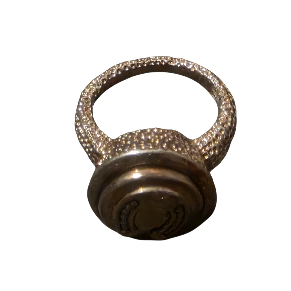 Gold Tone Textured Horseshoe Statement Ring Size 5 - Picture 6 of 6